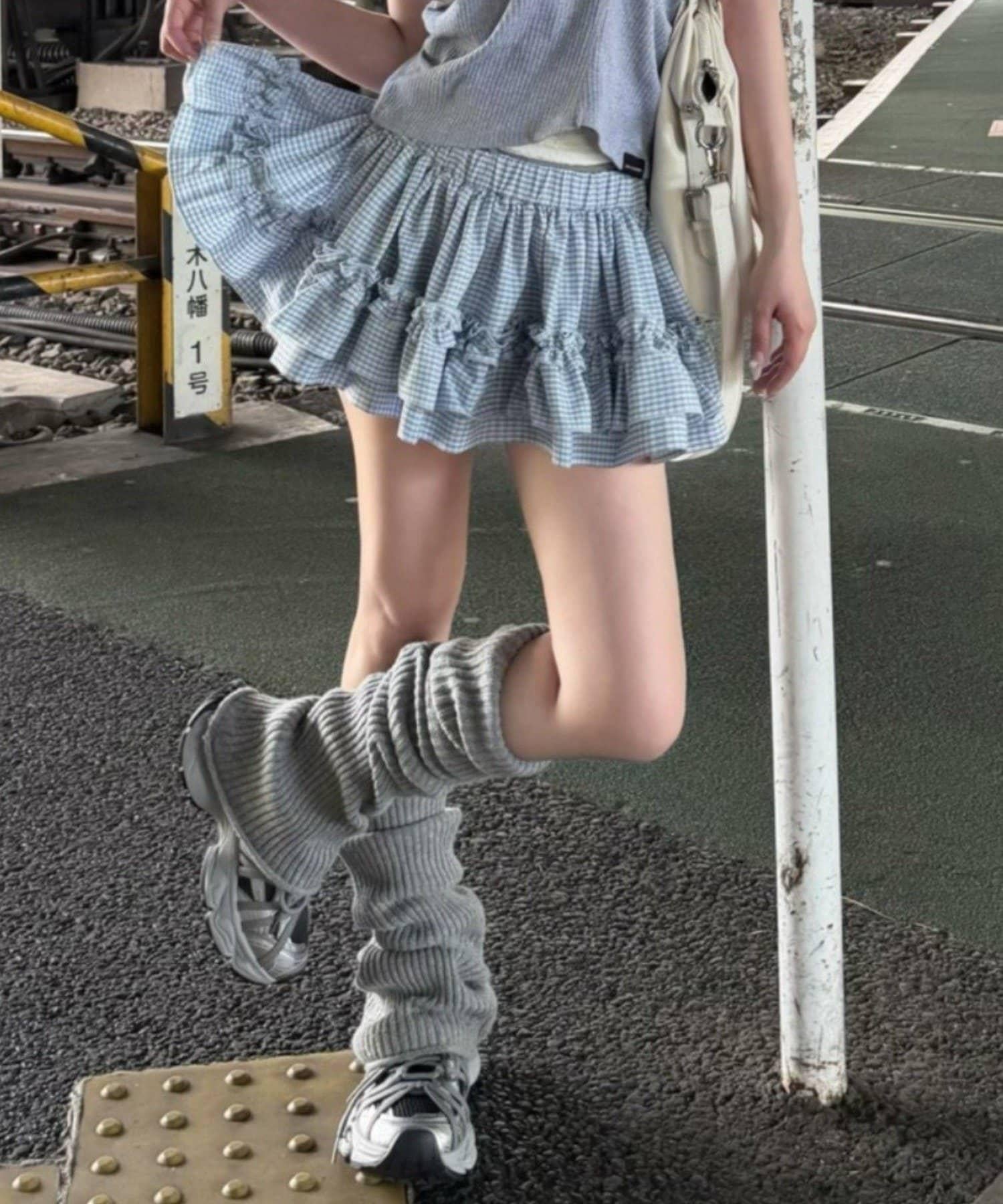 172639631