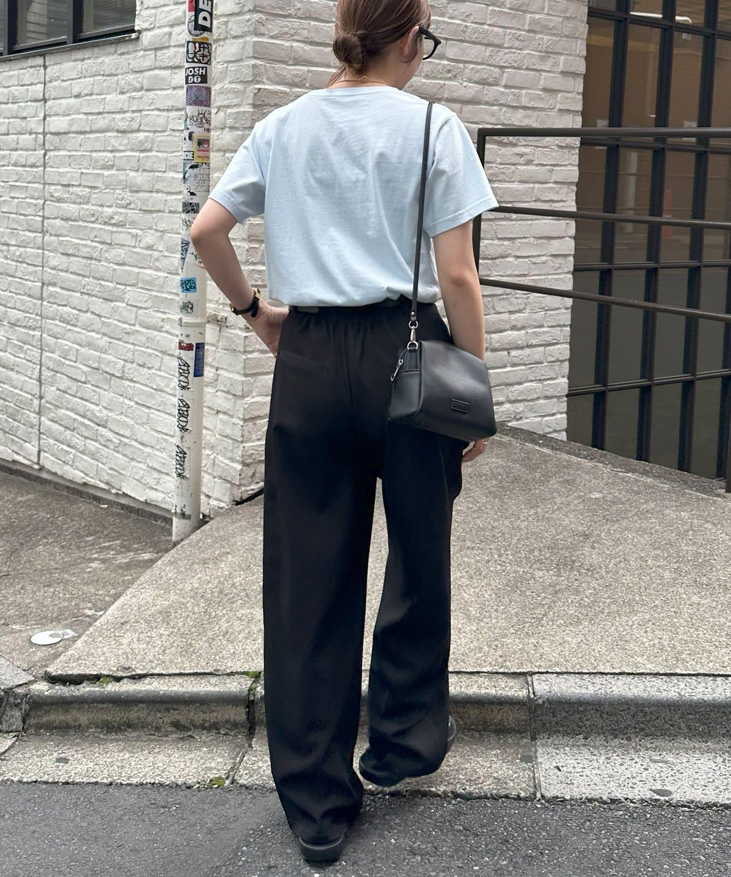 169010367