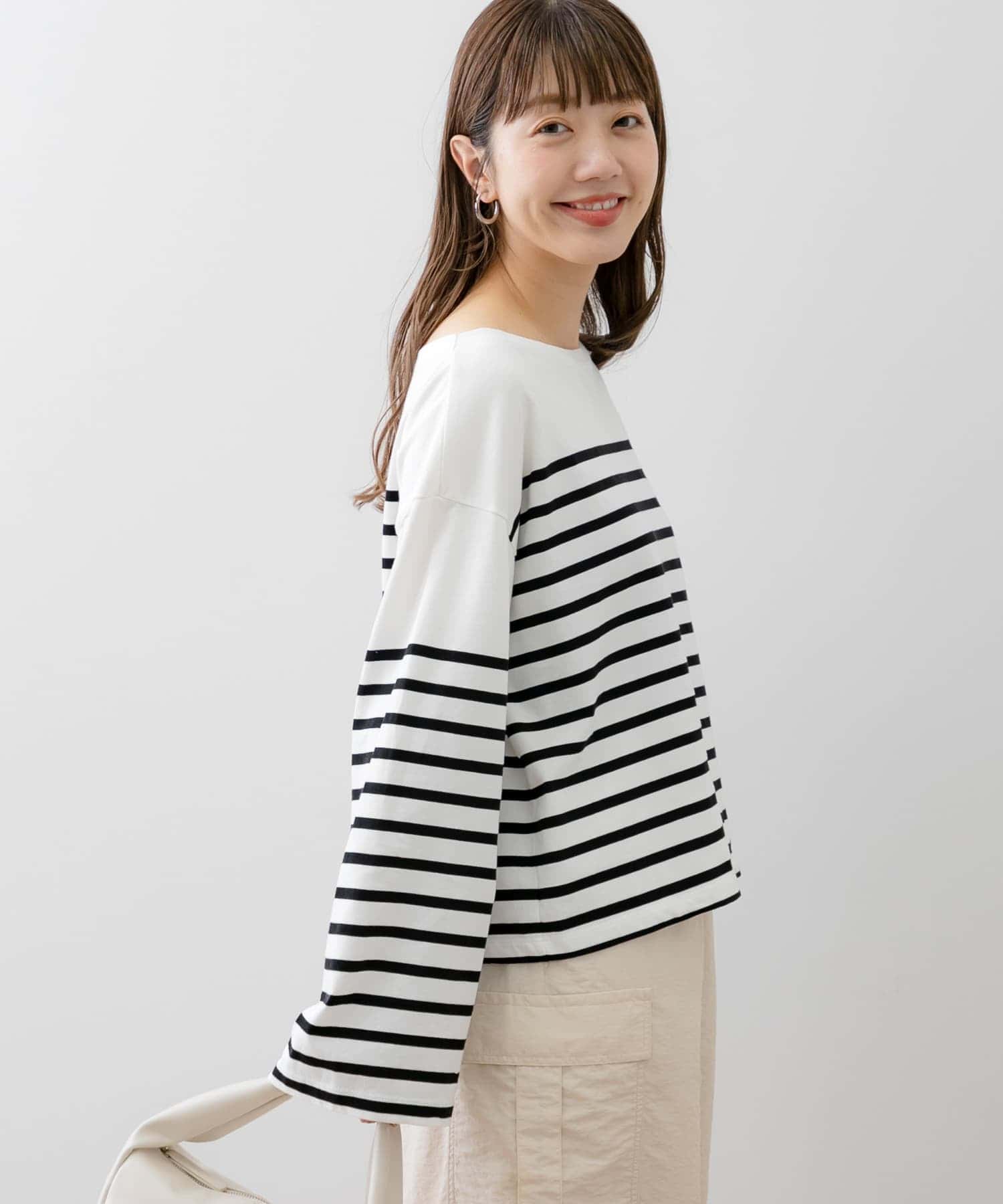 100622255