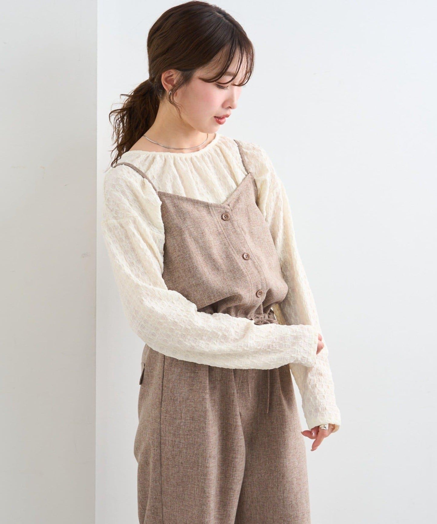 289023347