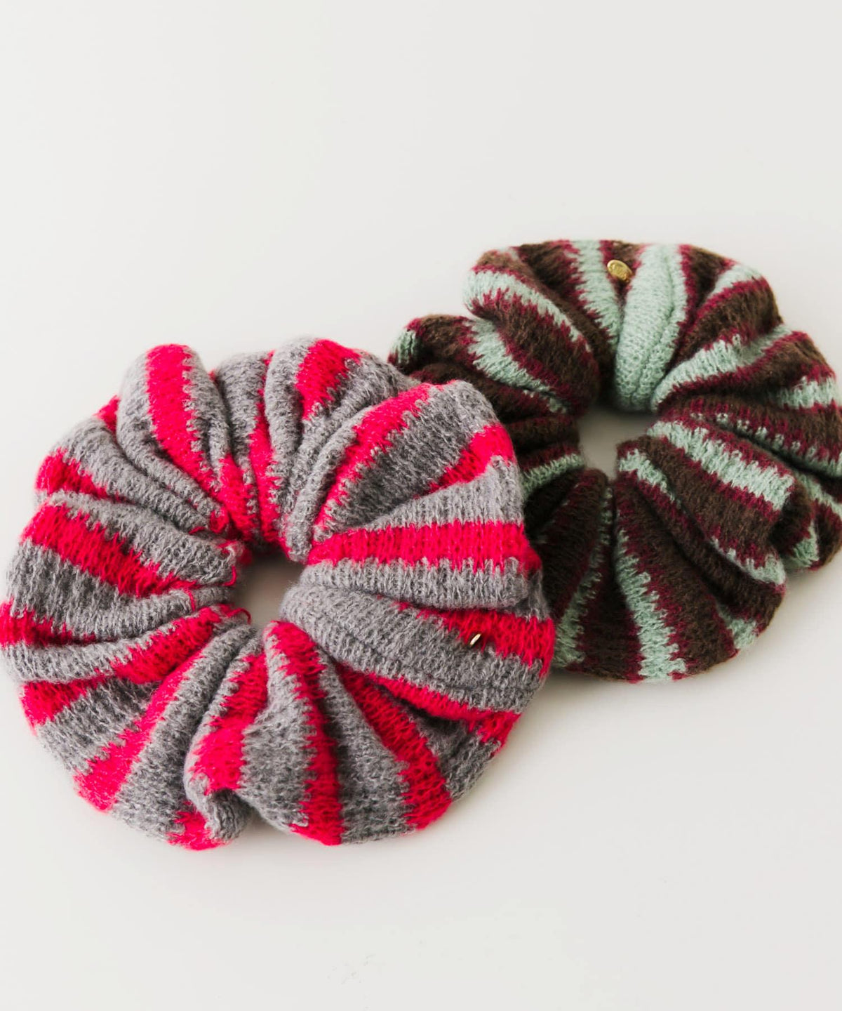 173580007