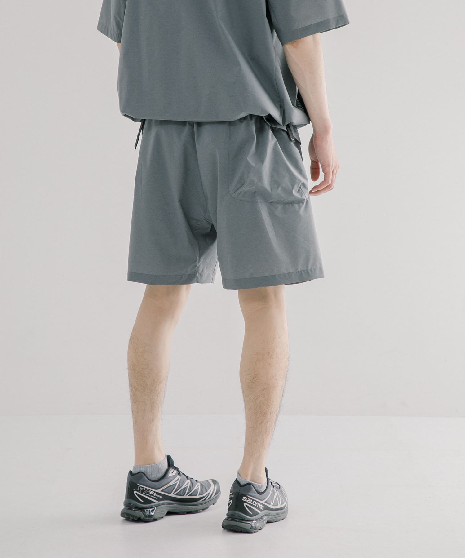 118123332