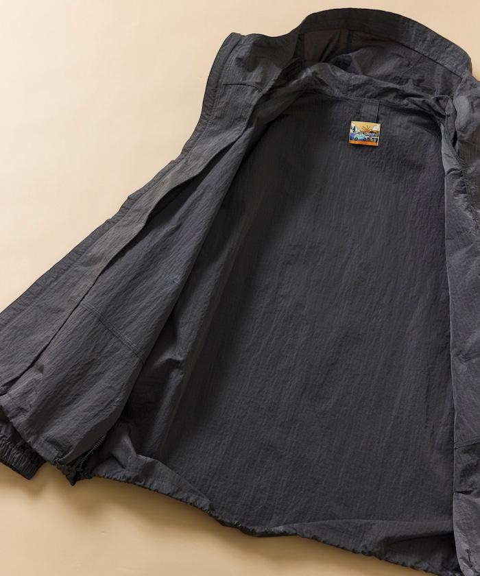 283025658