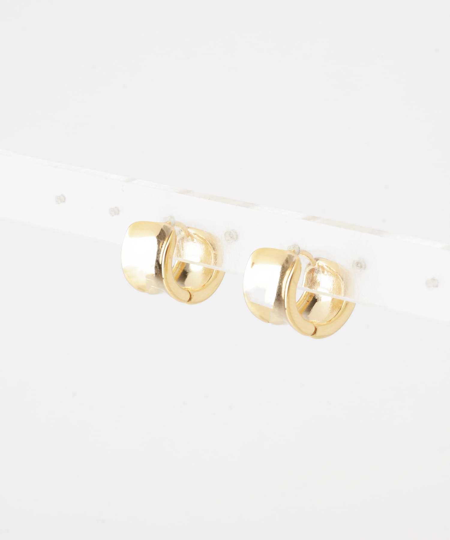 100870860
