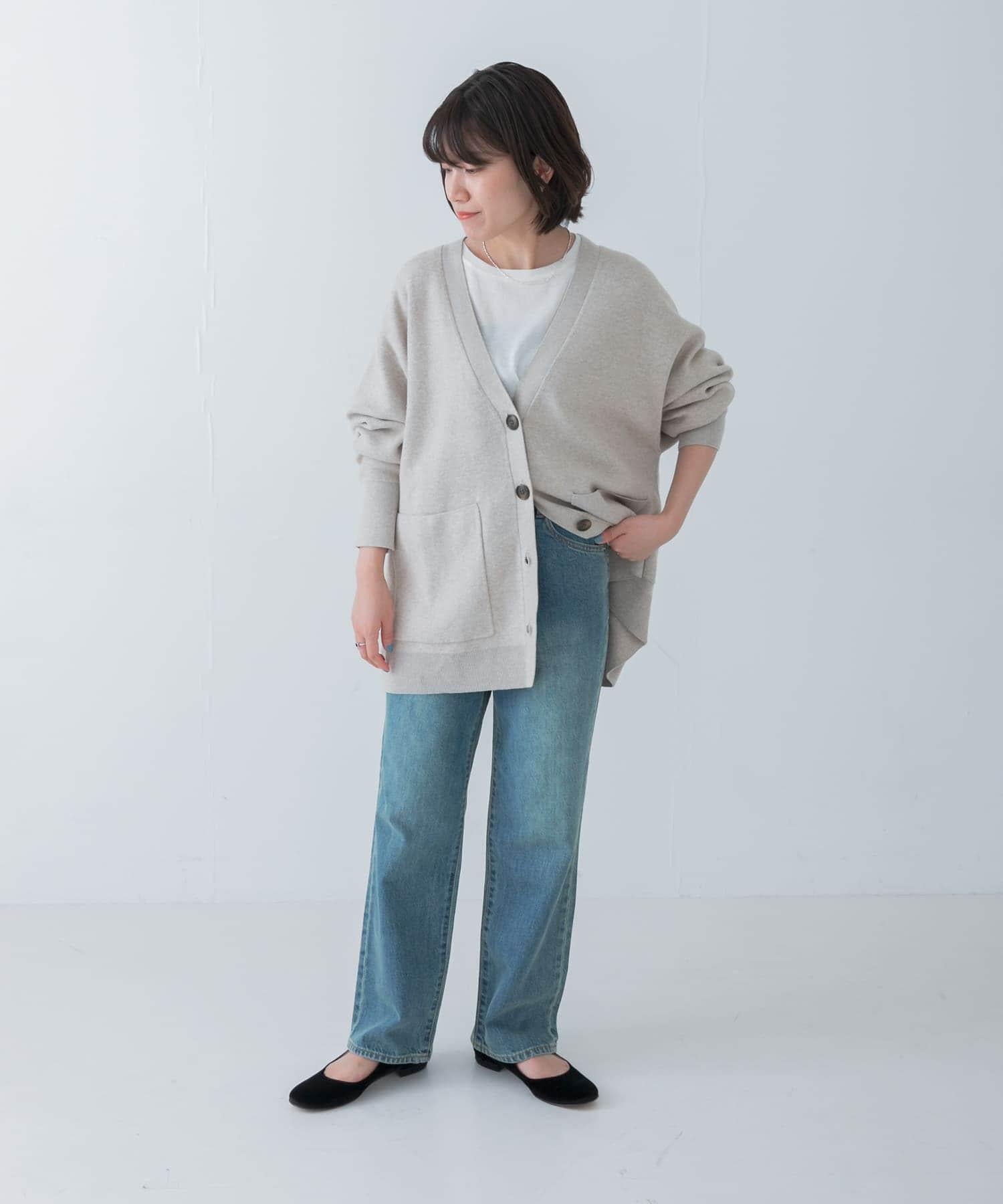 156928632