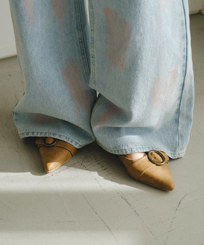 281838049