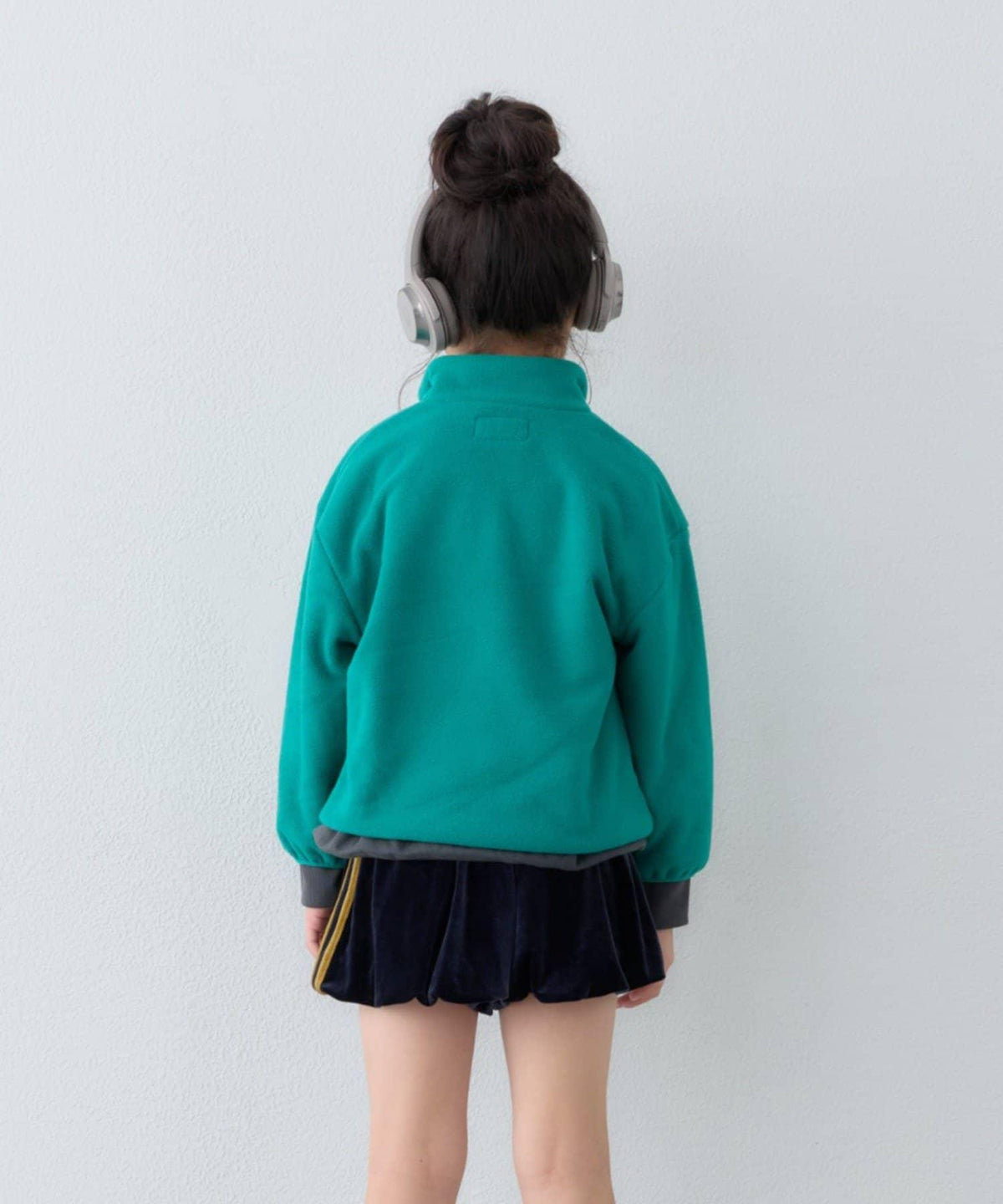 172936053