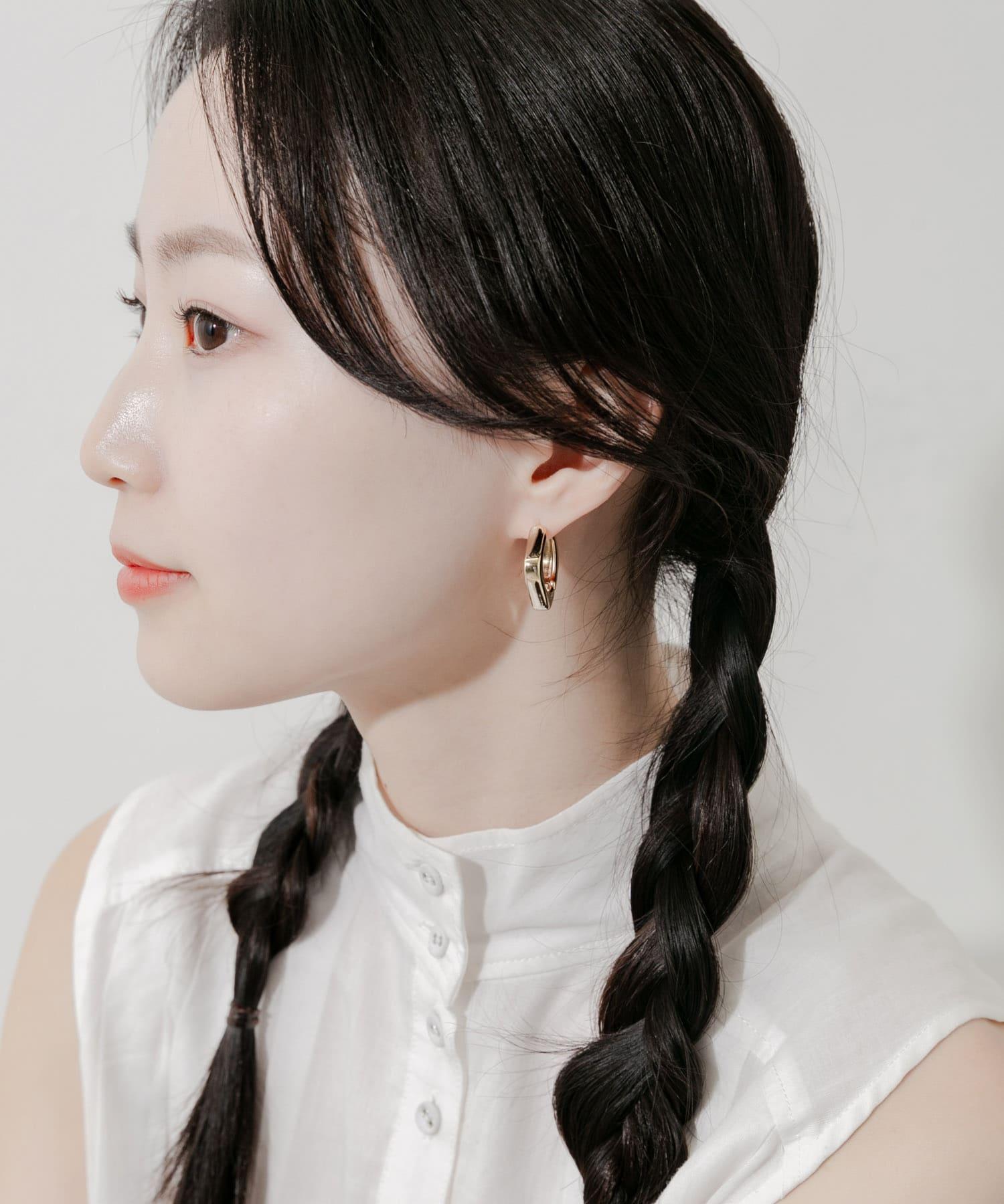 166091030