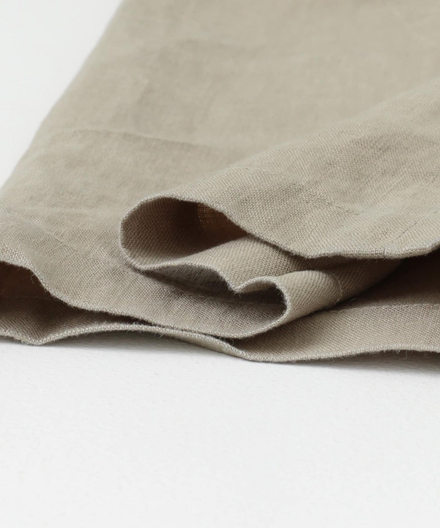 115911800