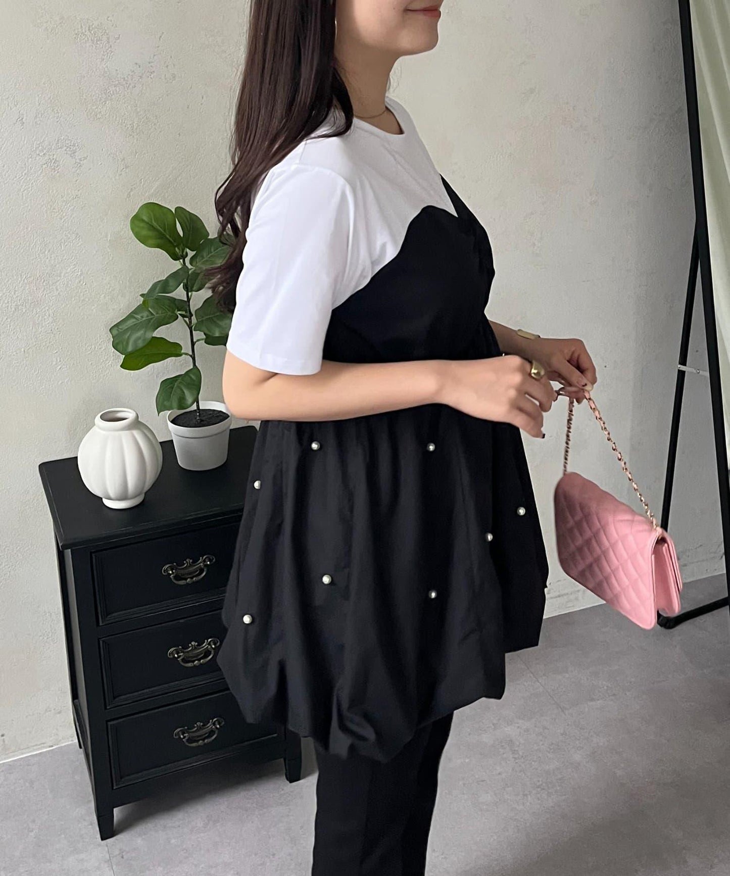 289733994