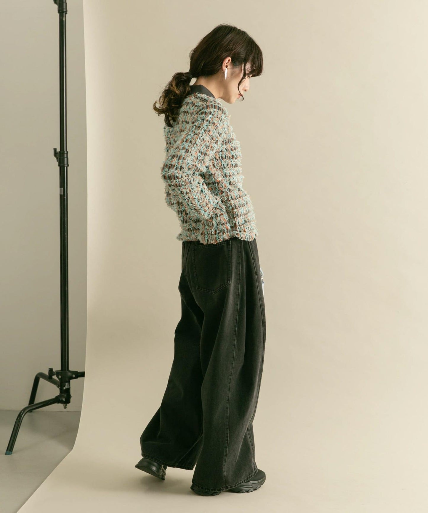 139359587