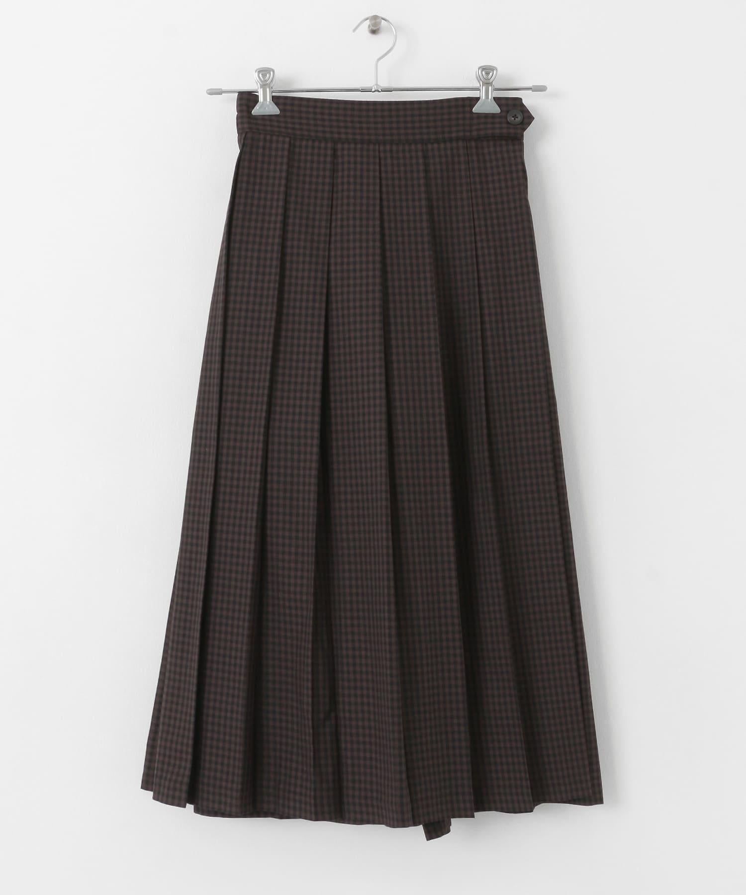 166047813