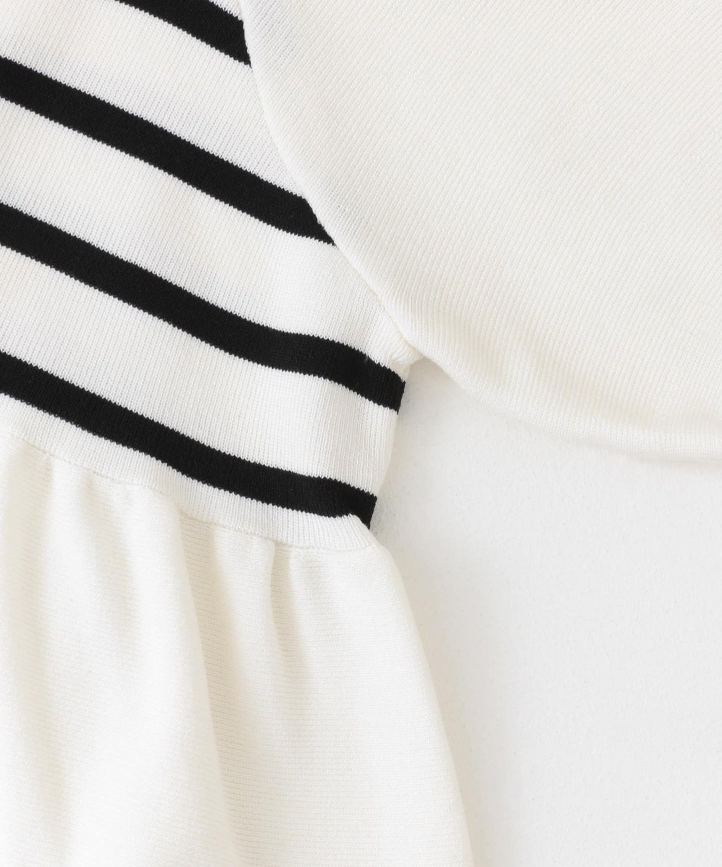 98589504