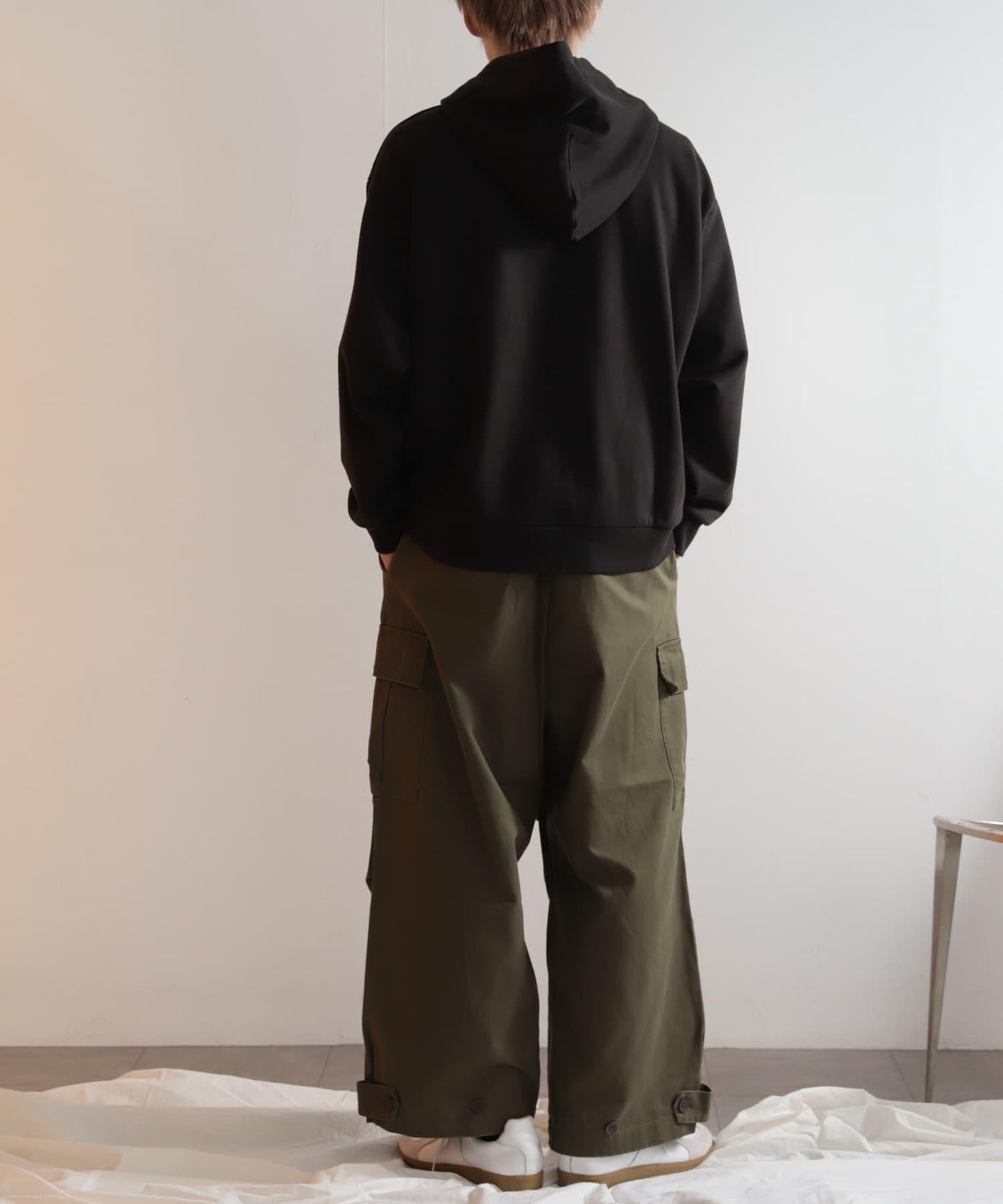 166061269