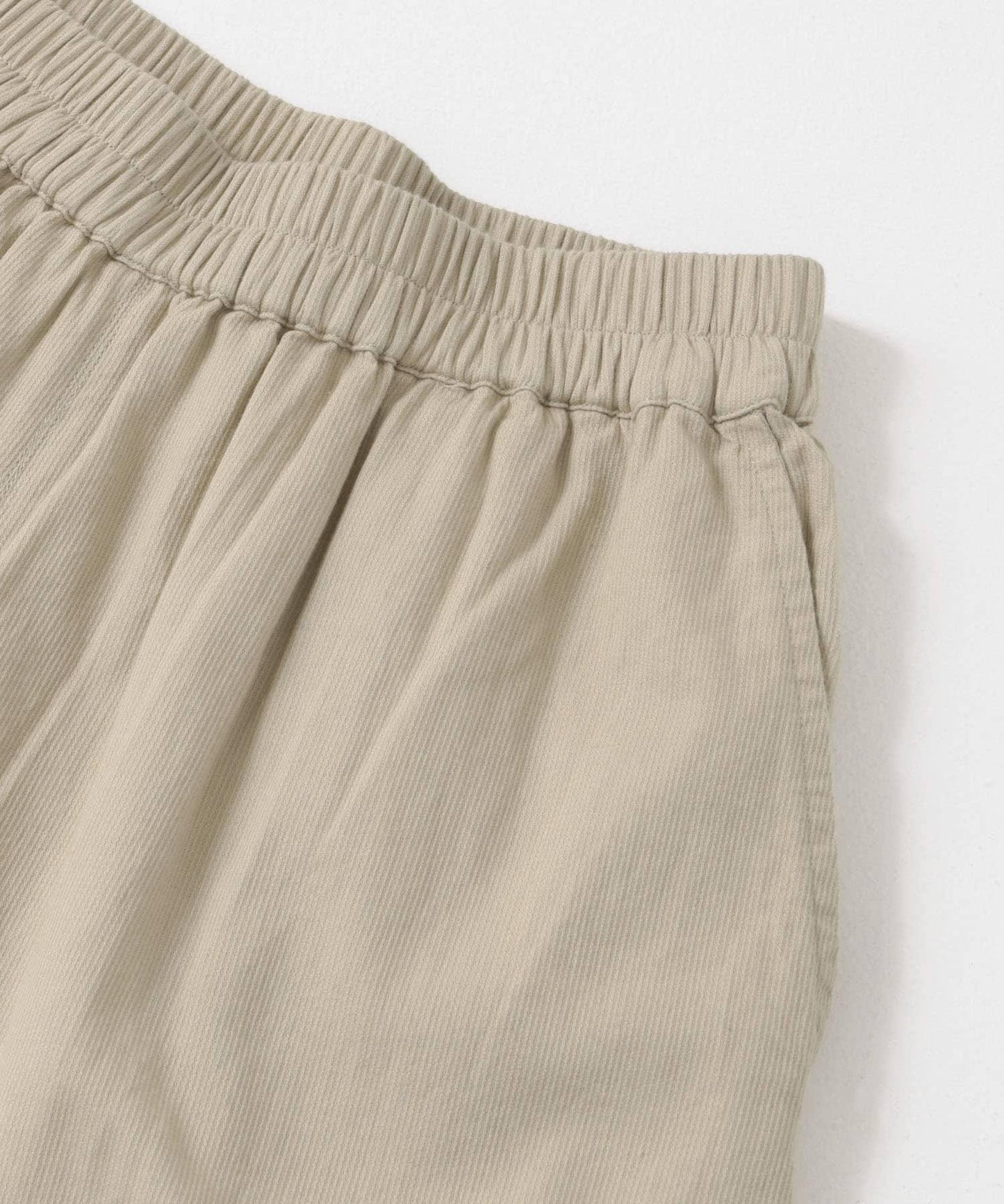 158306977
