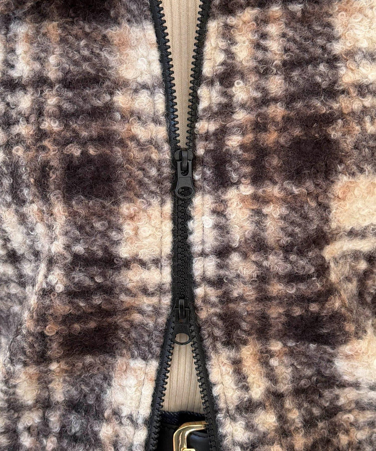 174079346
