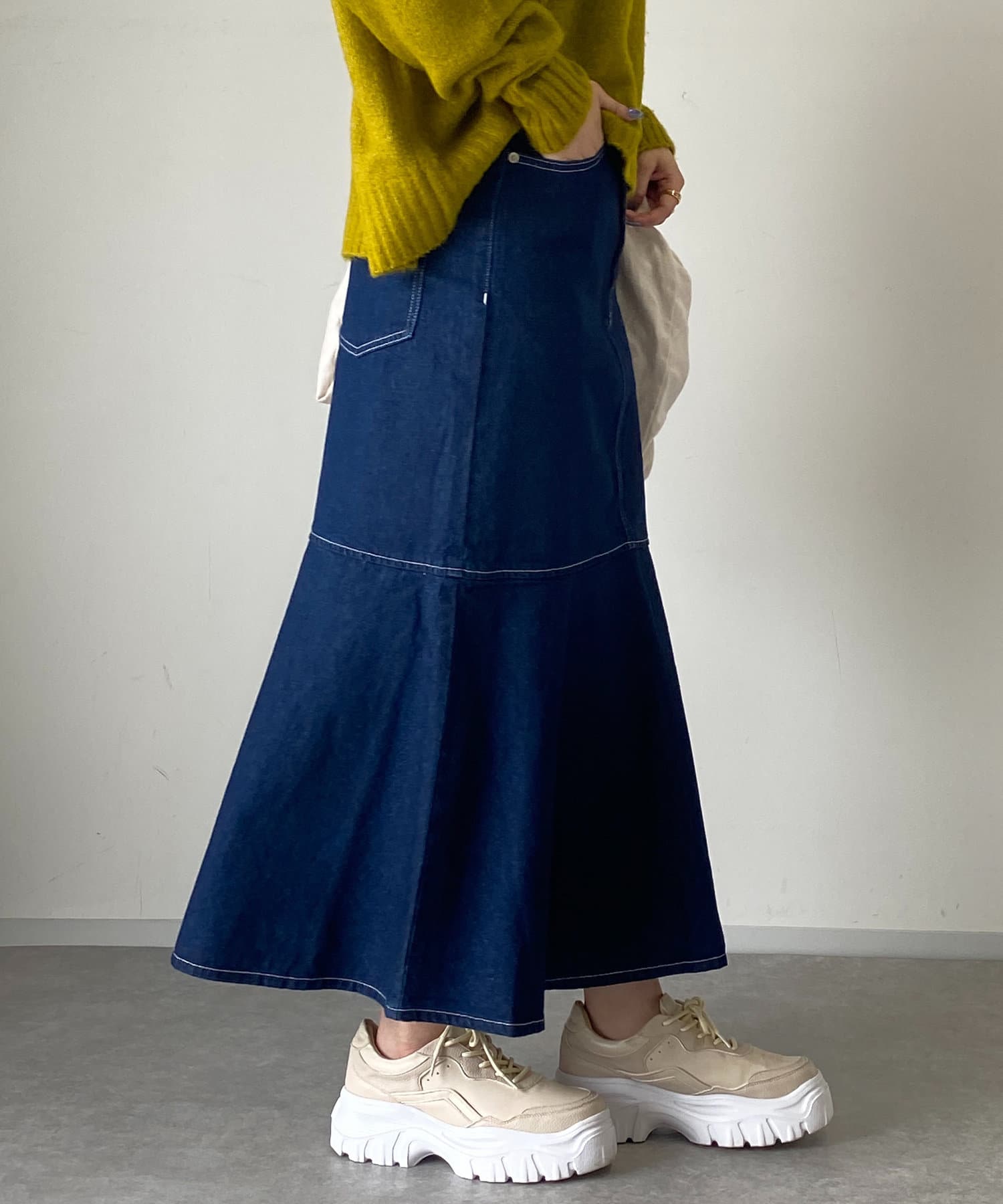 101604093