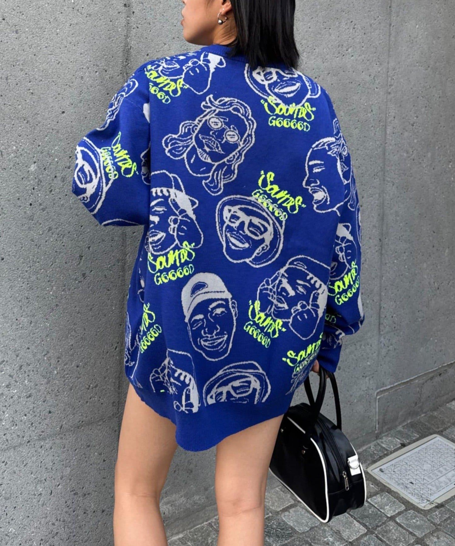 270328672