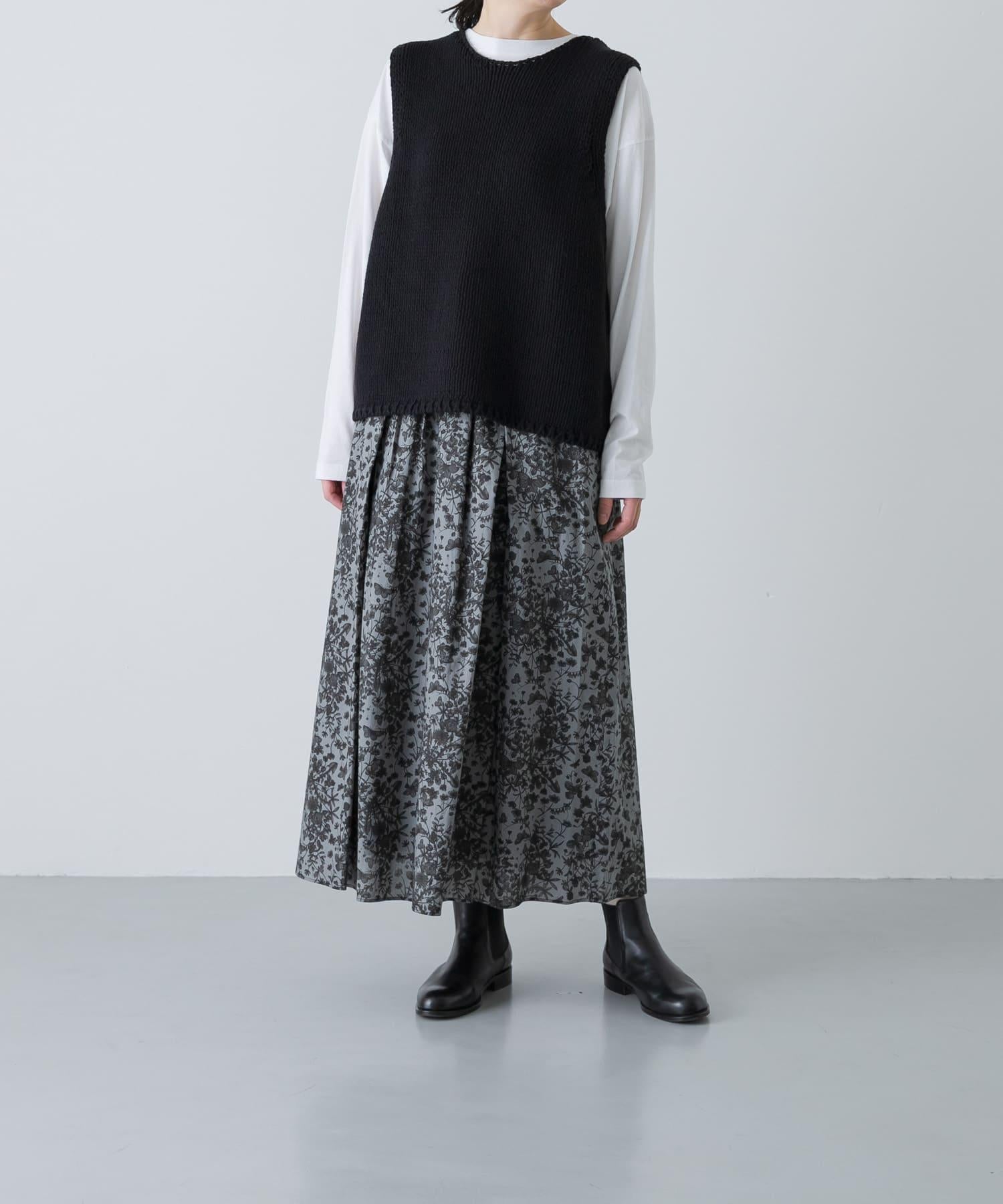 279370325