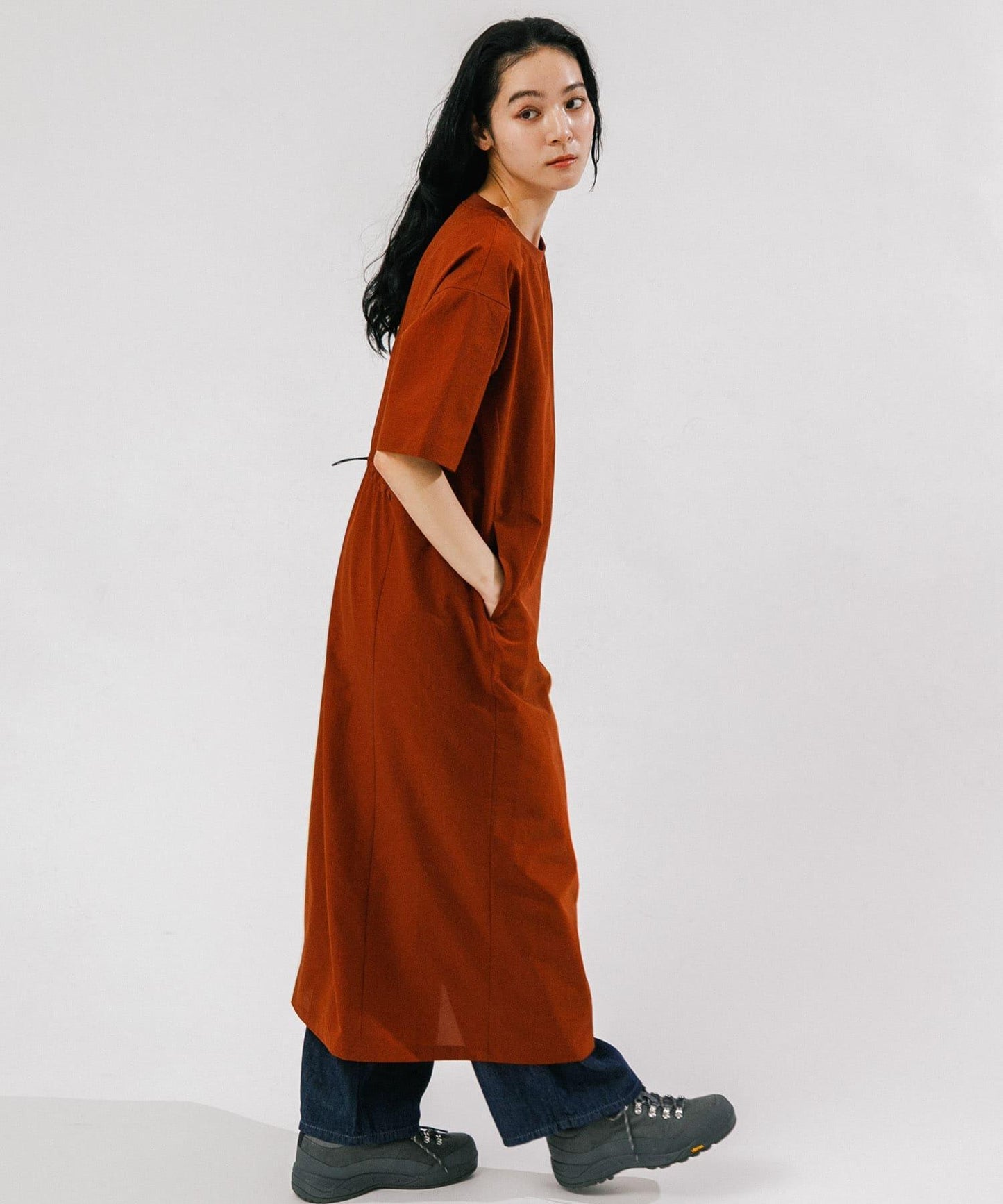 286753751