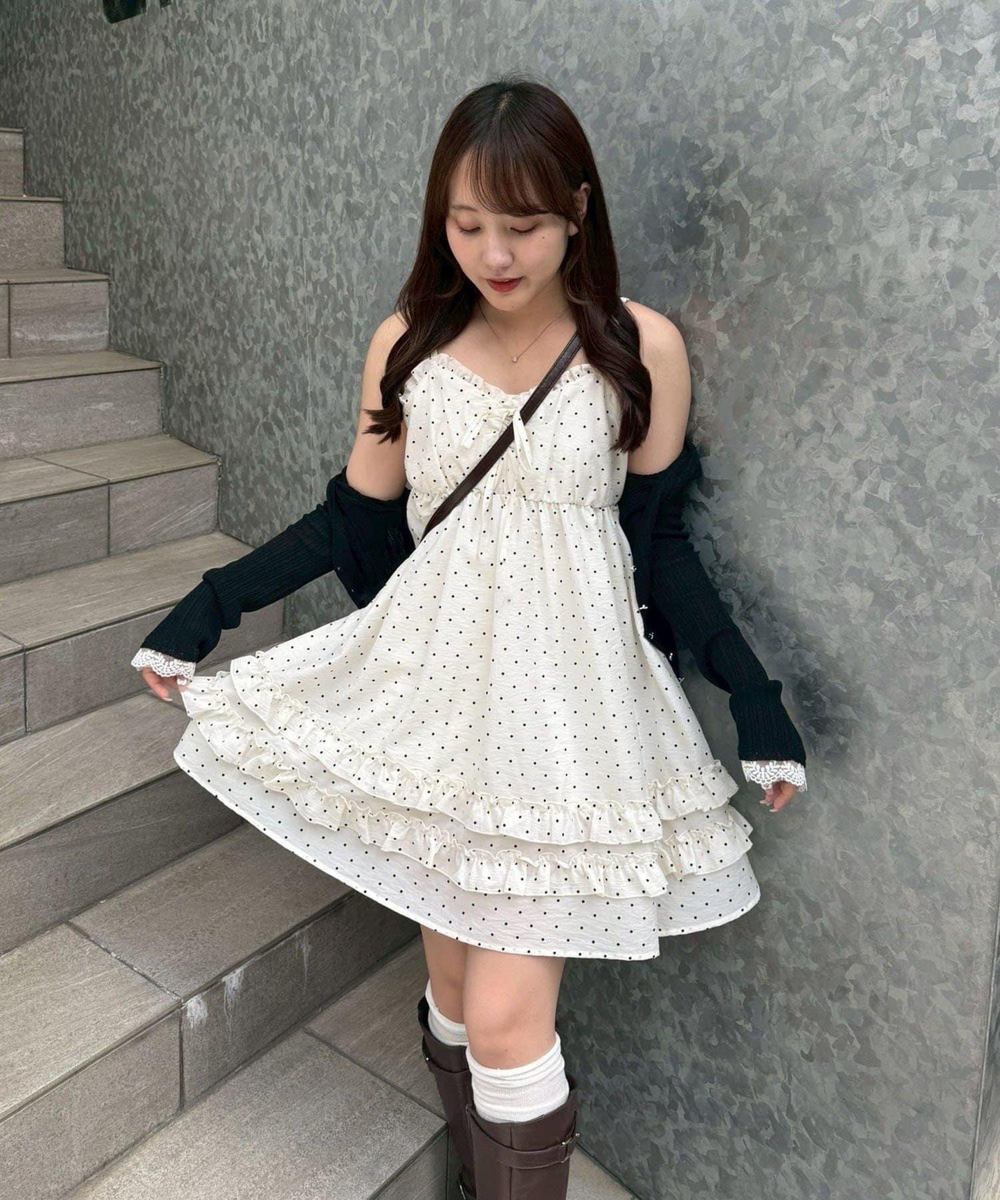 170812487