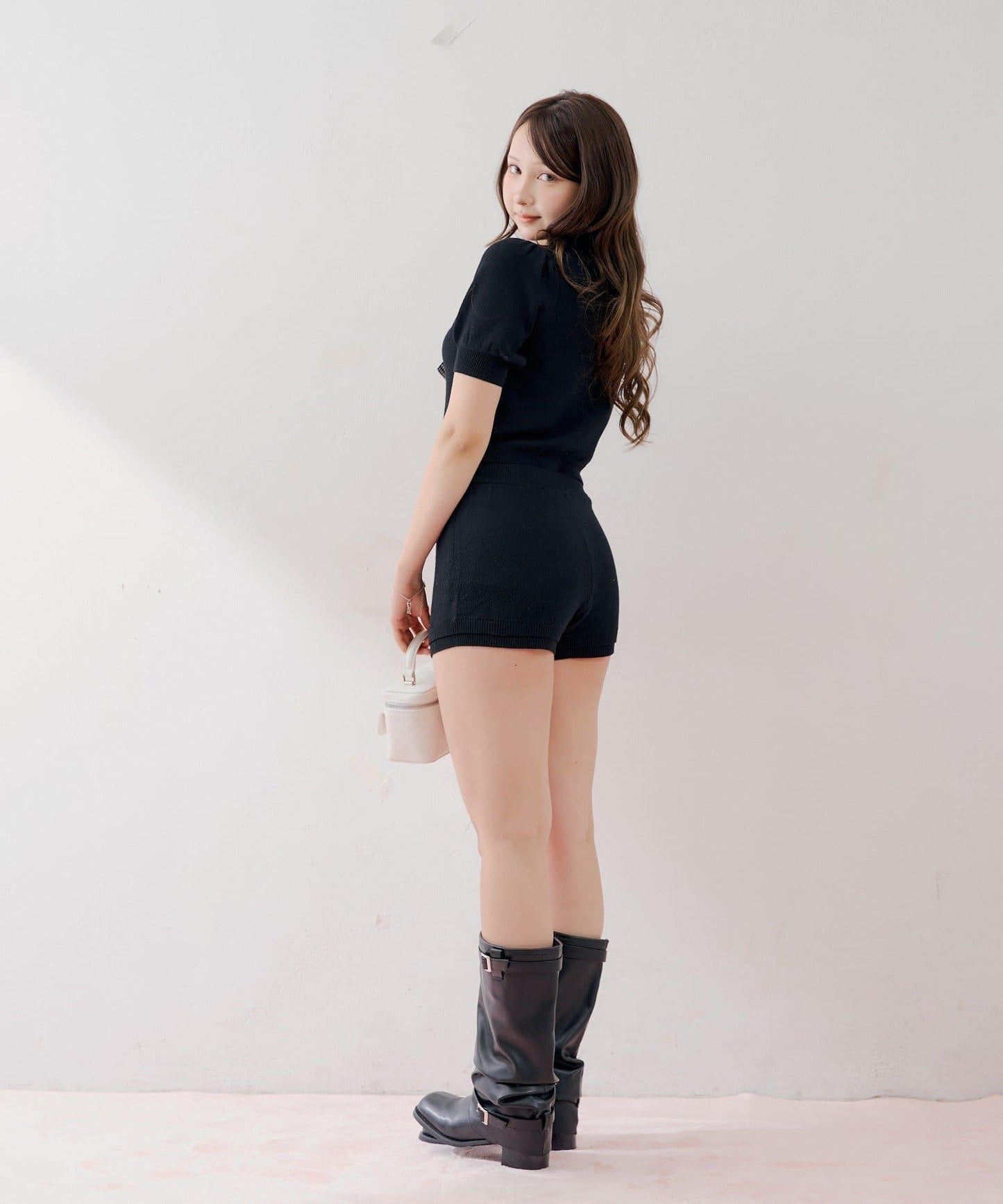 170550643