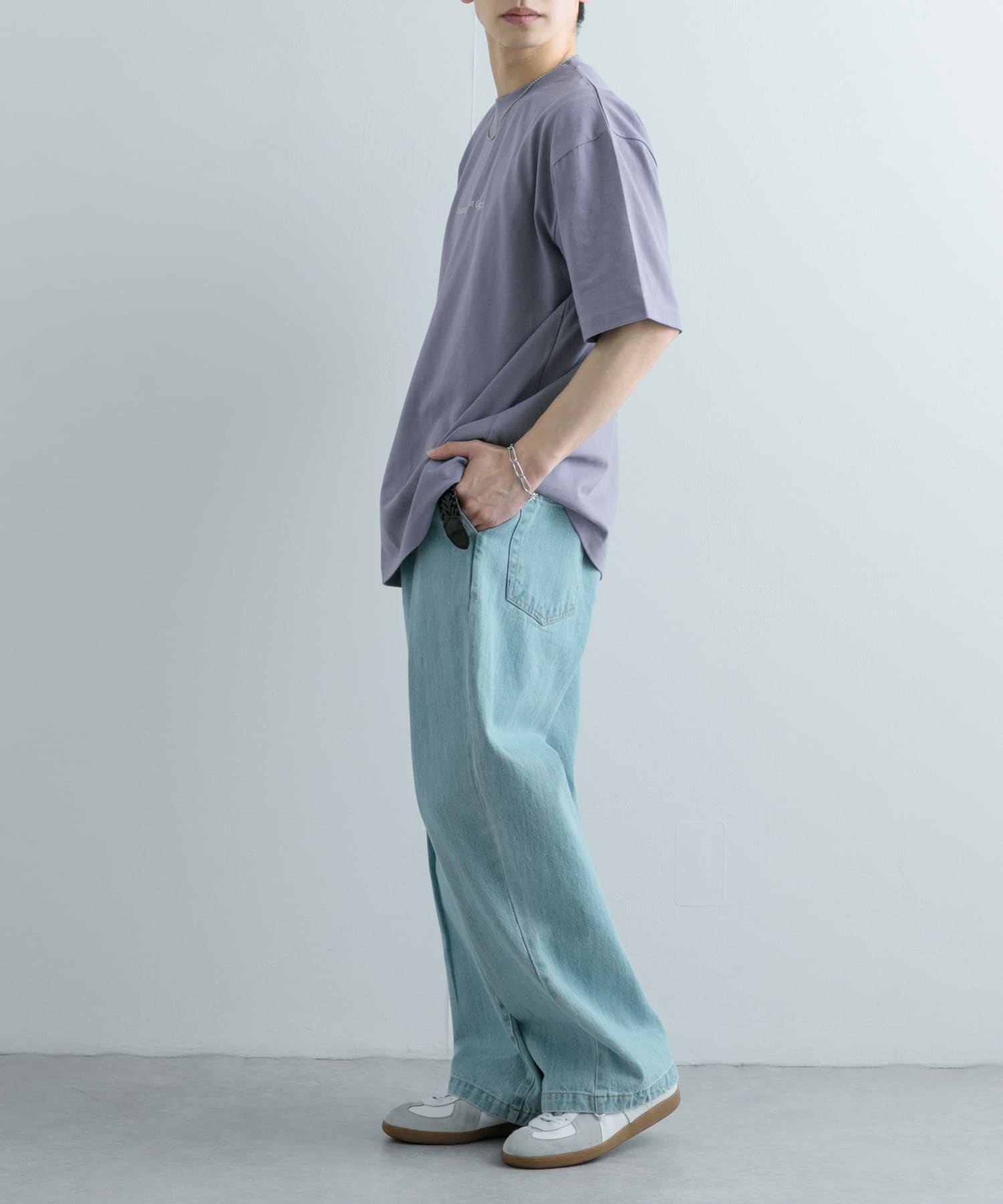 125661308