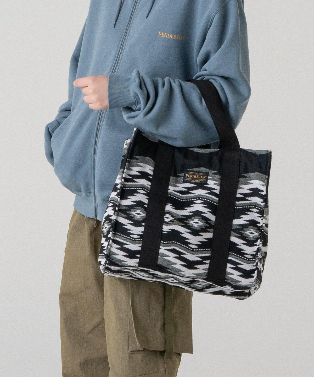 173578160