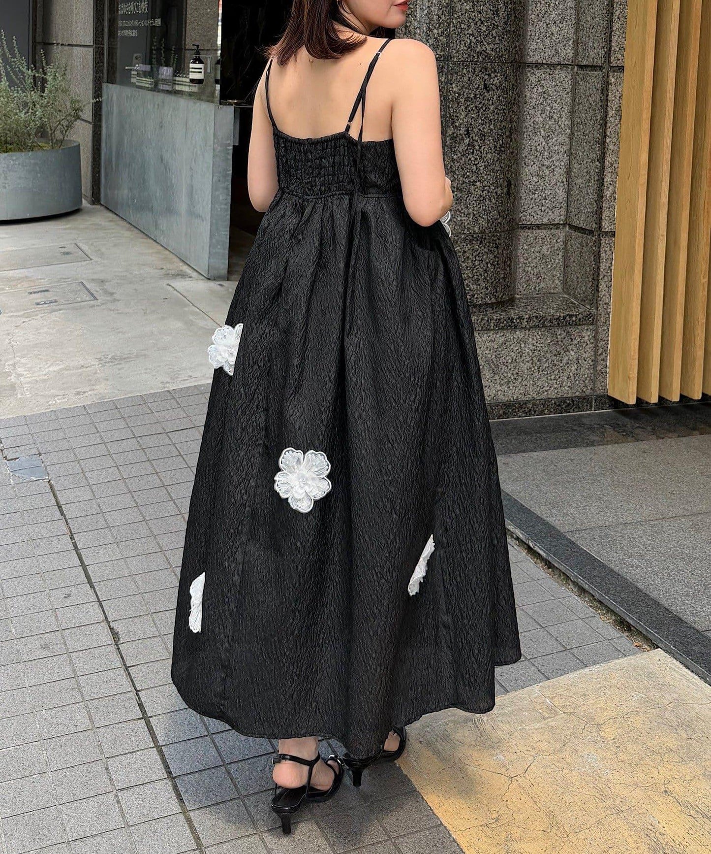 170705798