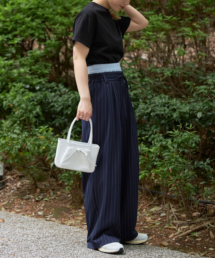 124322407