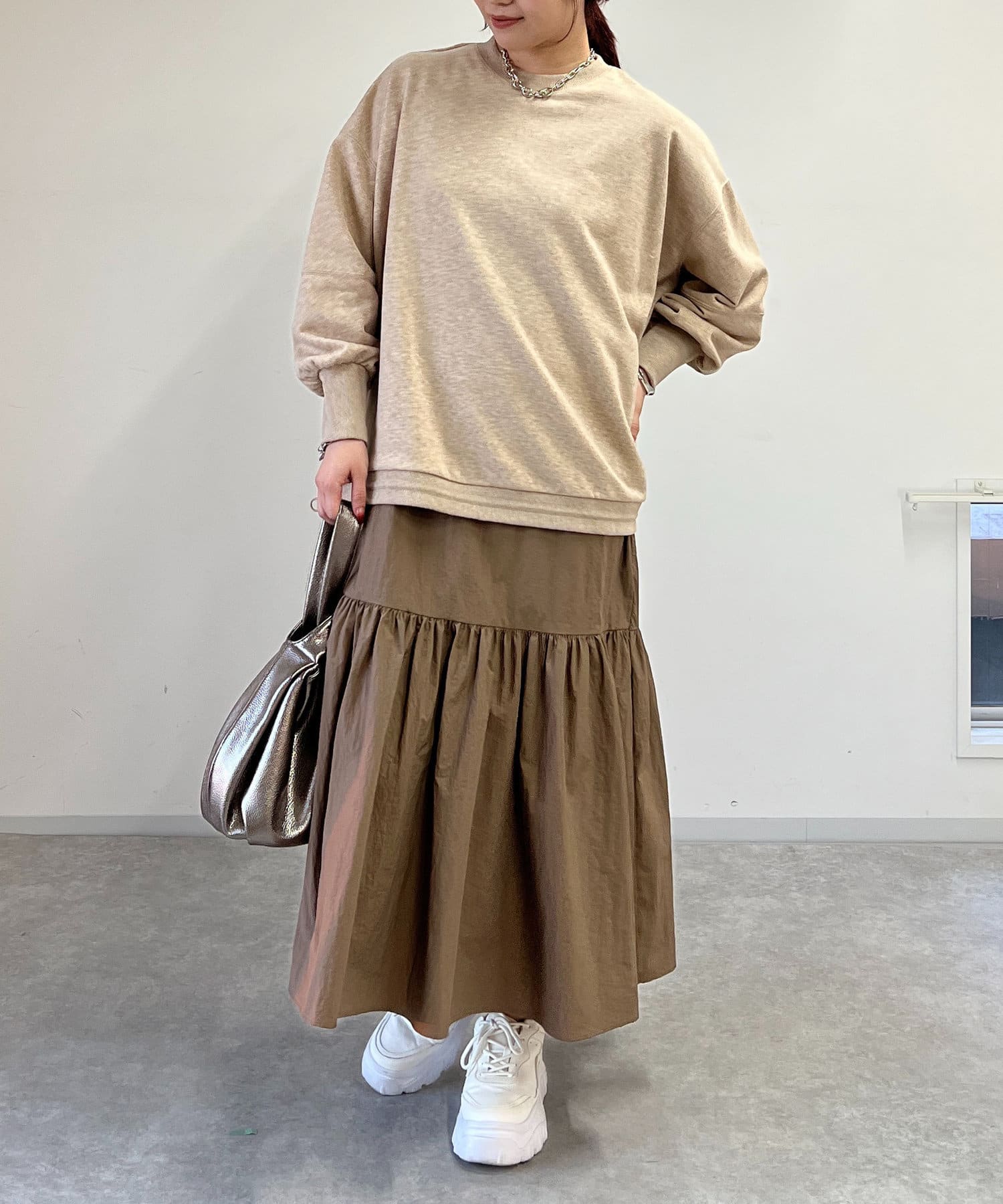 103611048