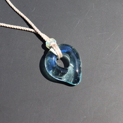 100953439