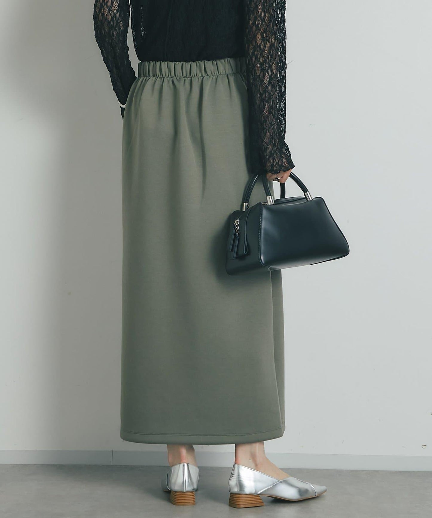 165251126