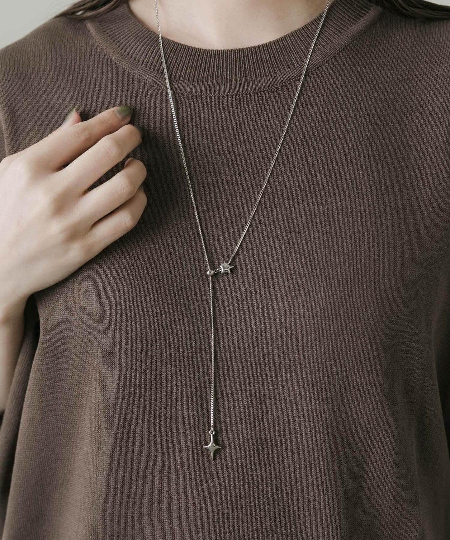 154258001