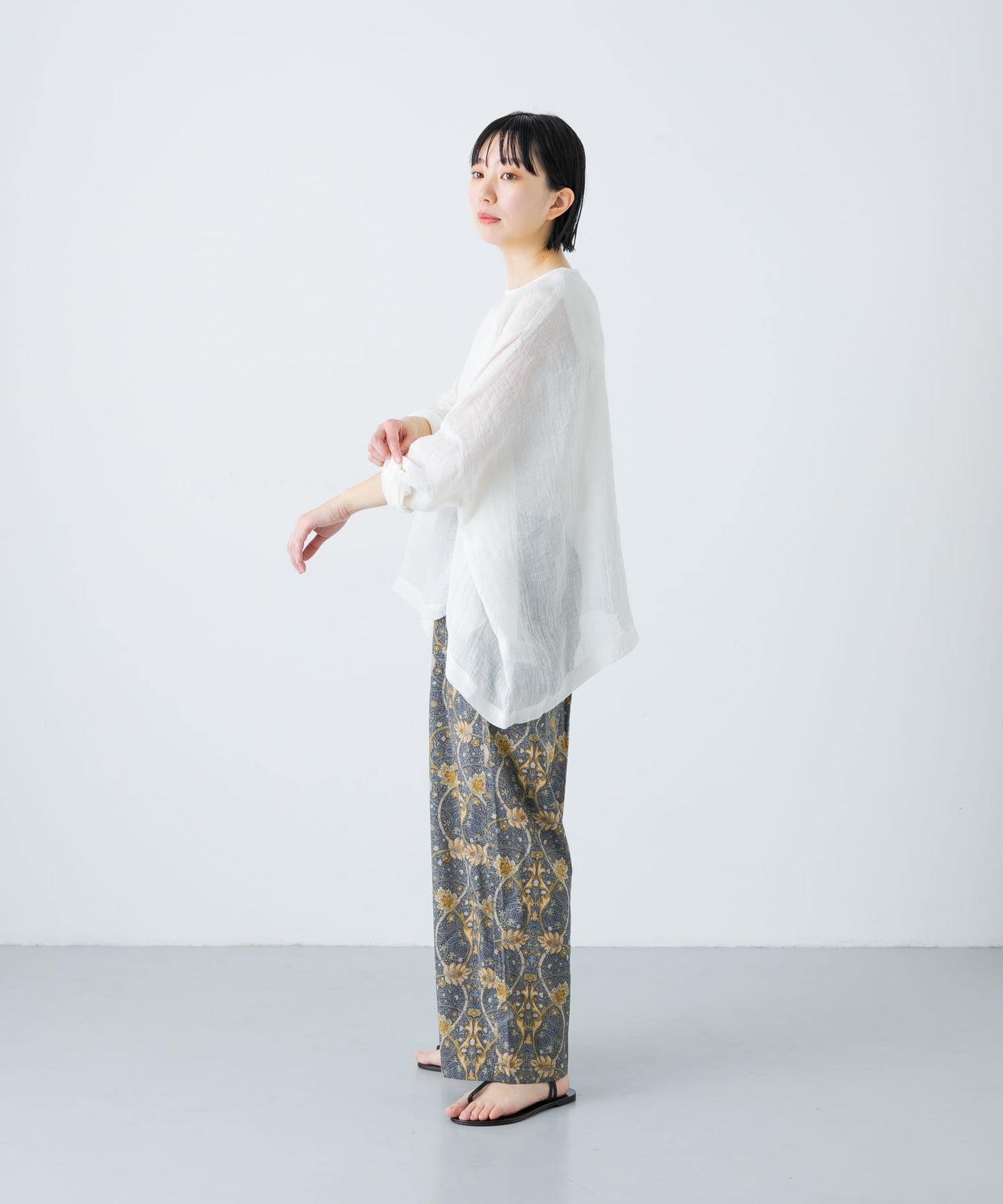 124700567