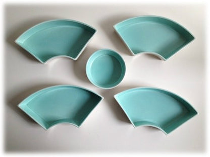 100987983