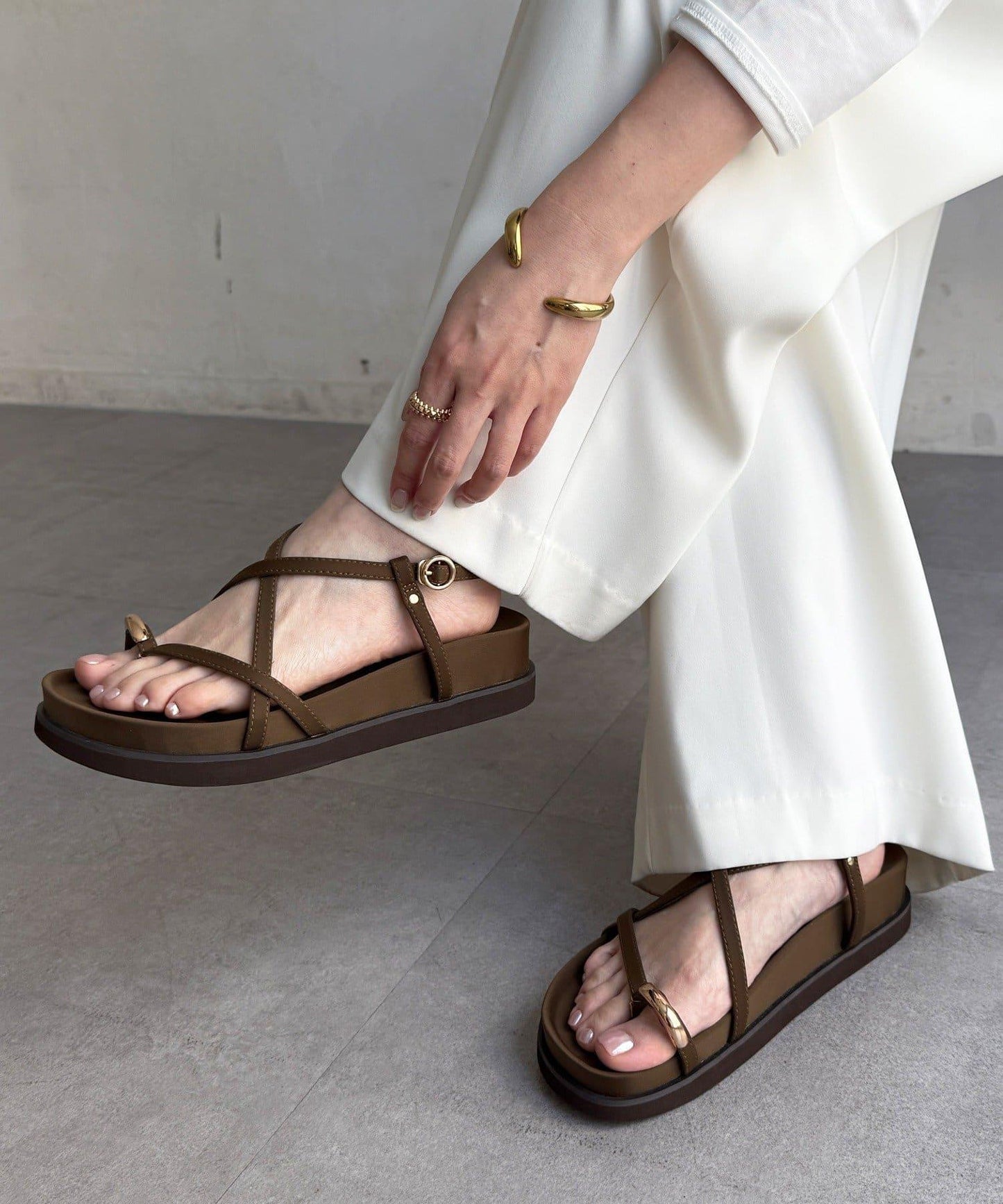 289733290
