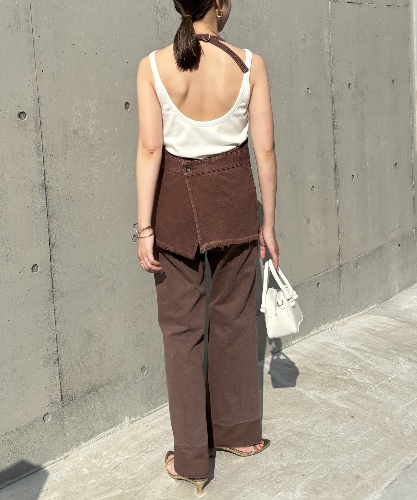 130856576