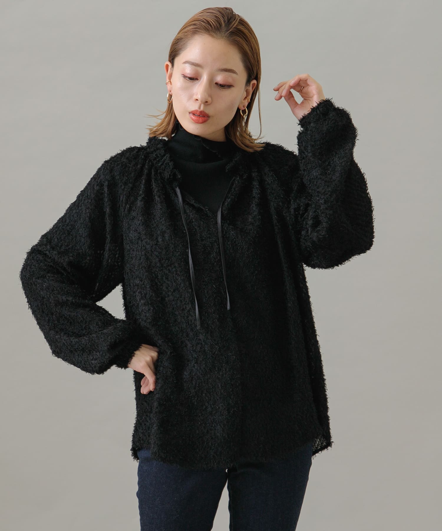 103222387