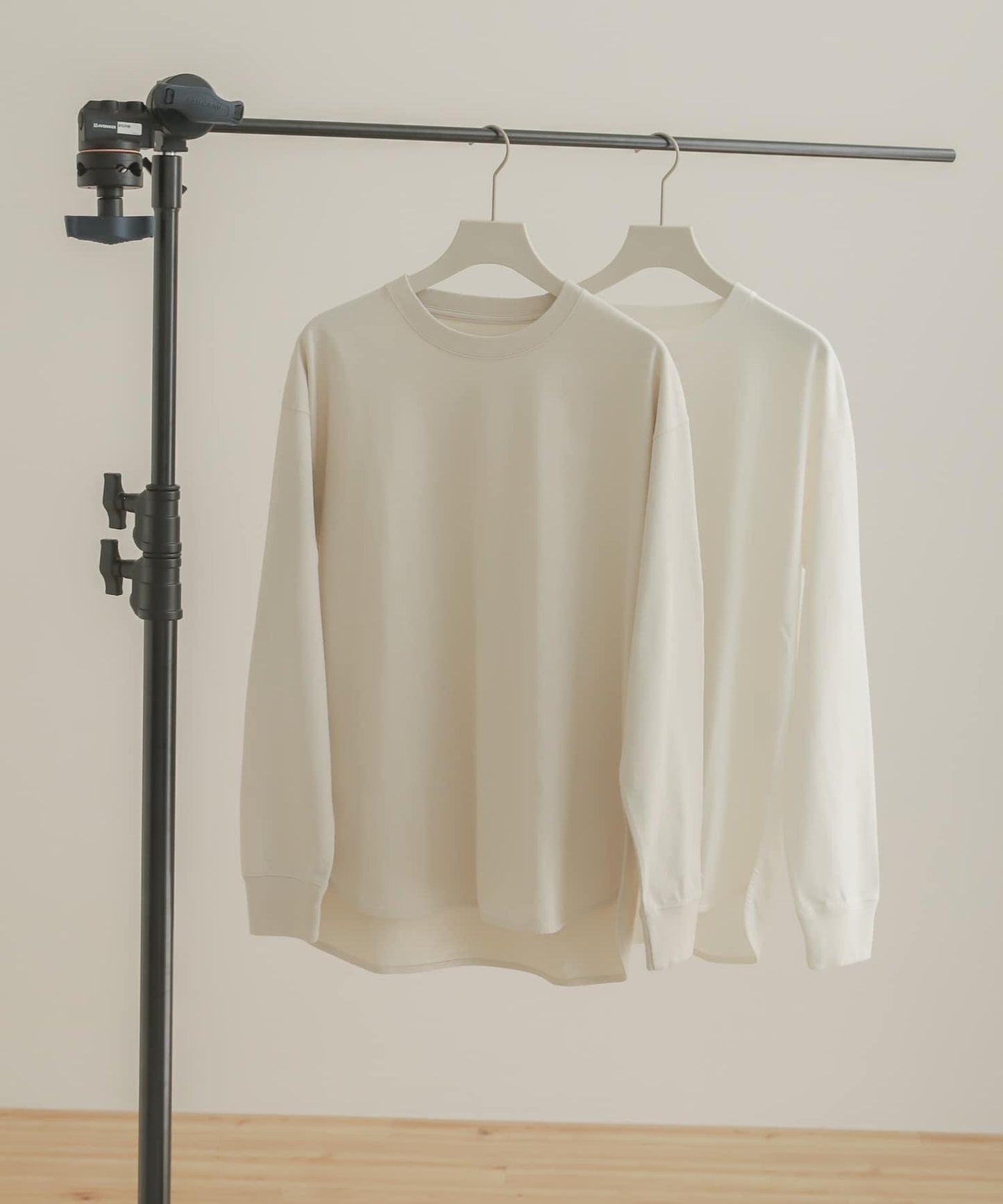 165826798
