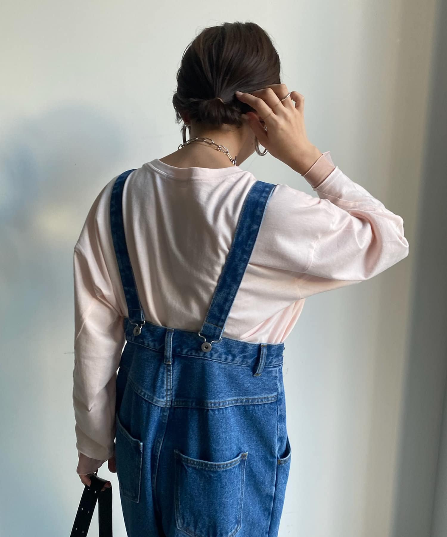 111332553