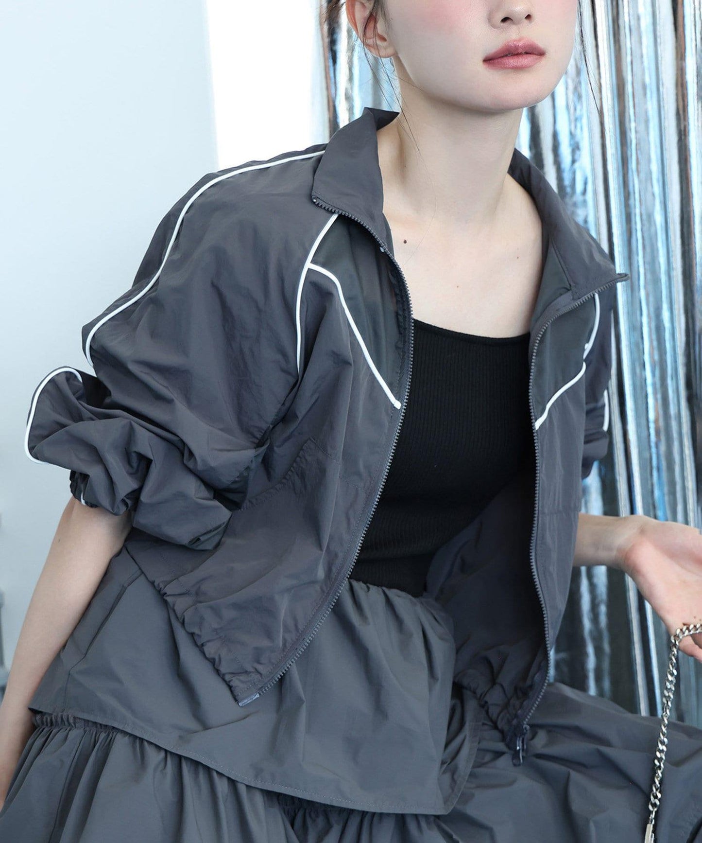 136412922