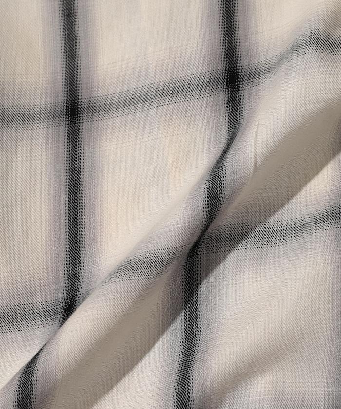 163086838