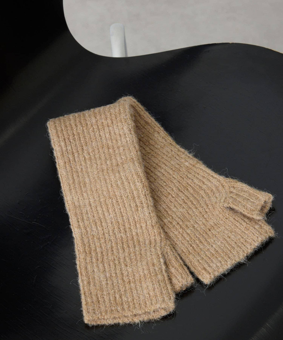 173526296