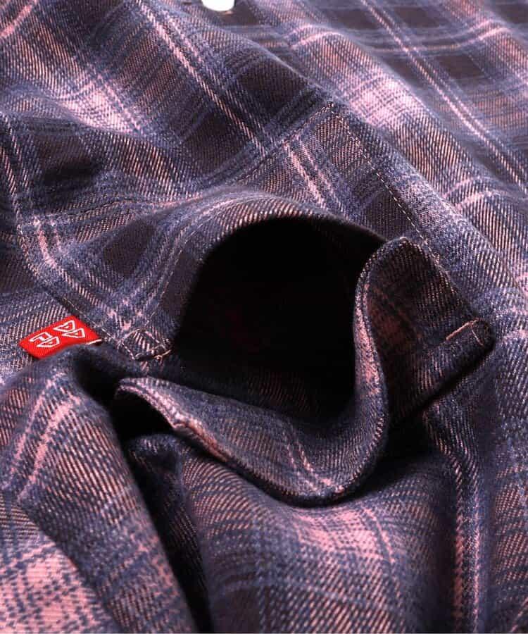 173080999