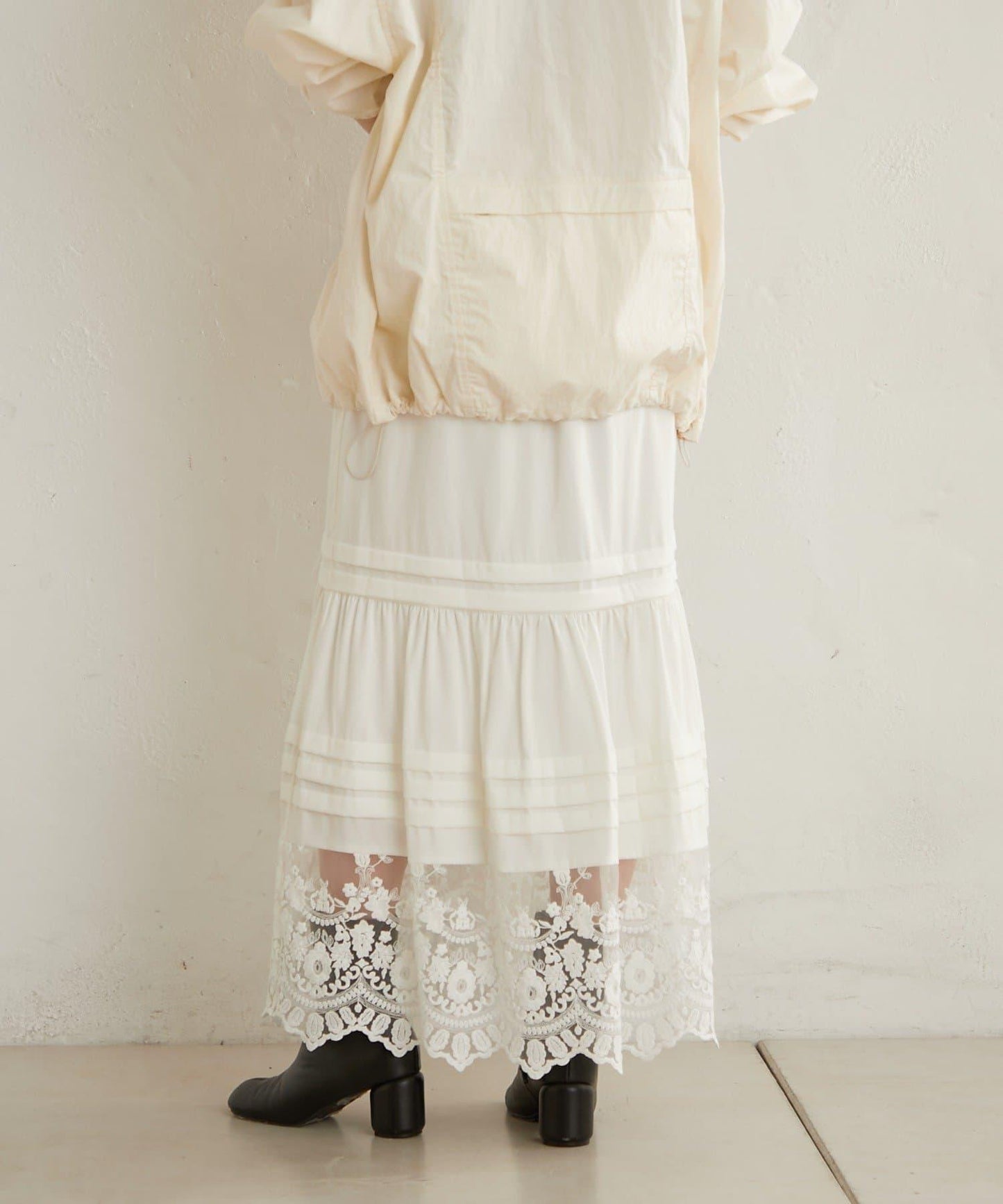 281838197