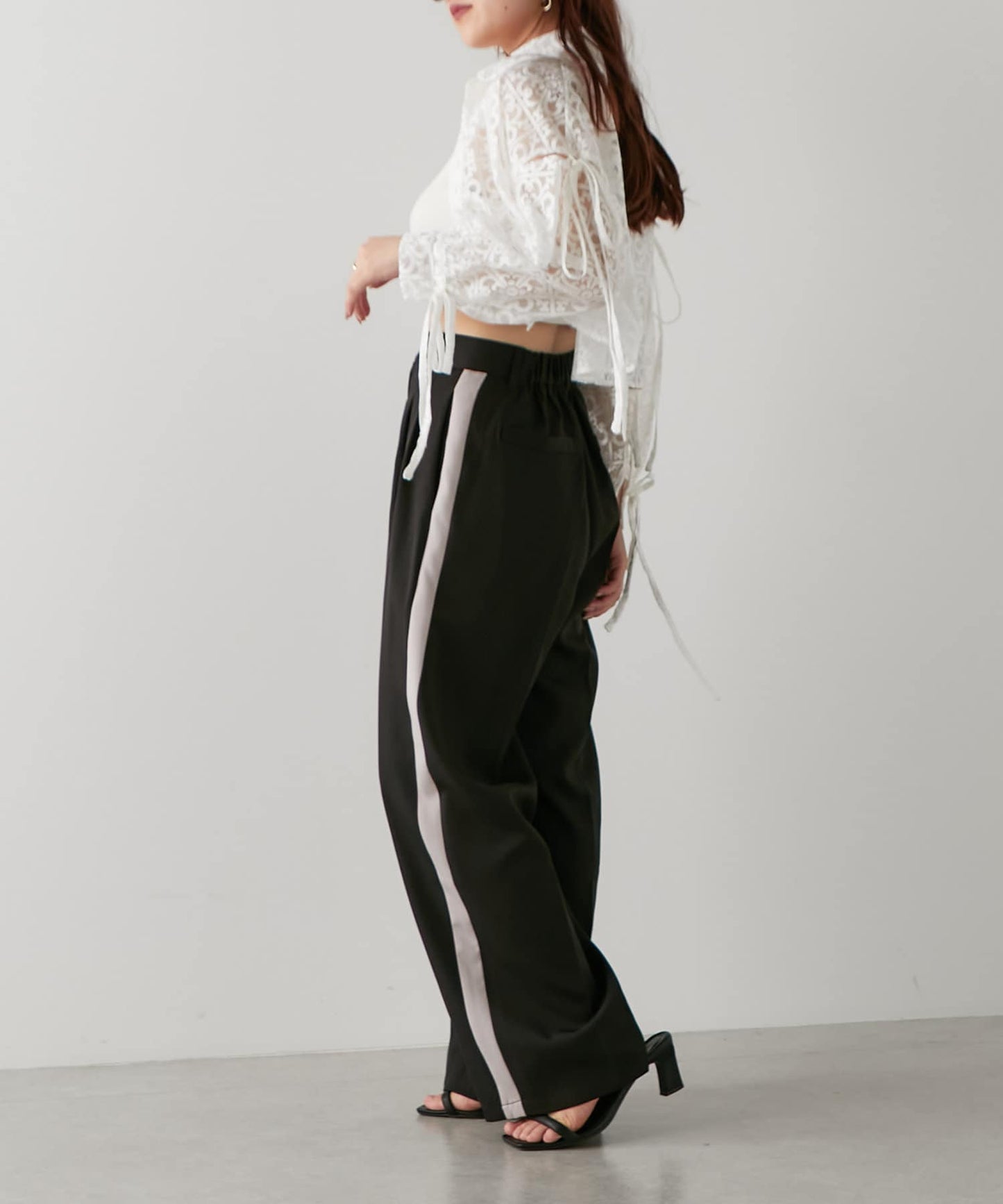 99934747