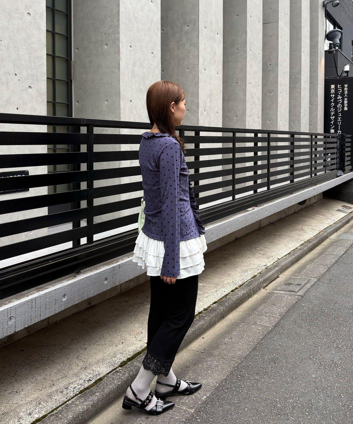 173374264