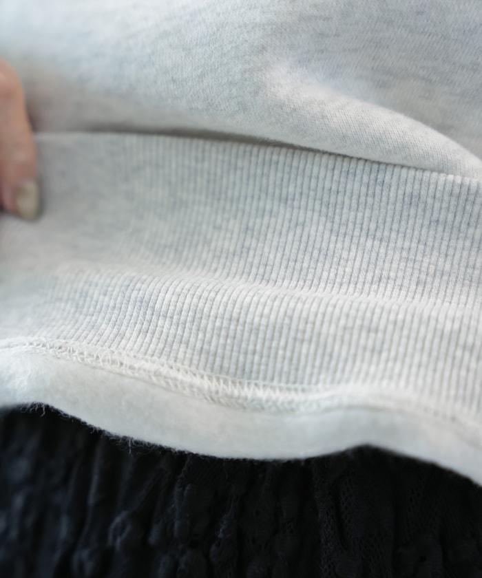 141281563