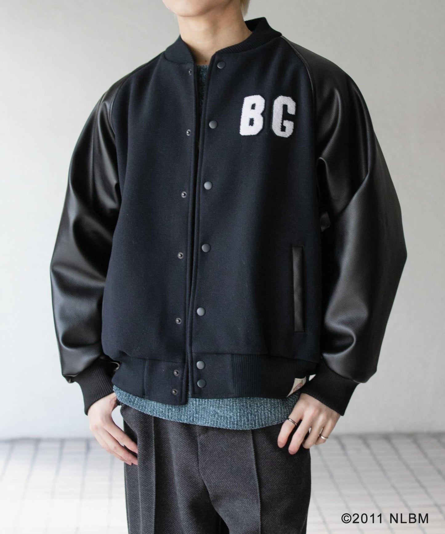 166053863